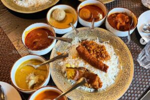 Read more about the article The Deliciously Diverse World of Jammu & Kashmir Cuisine