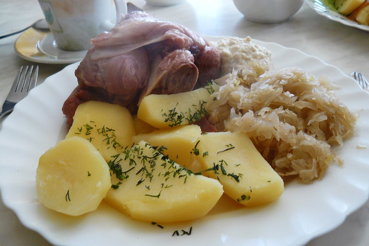 You are currently viewing A Taste of Tradition: Exploring the Traditional Food of Poland